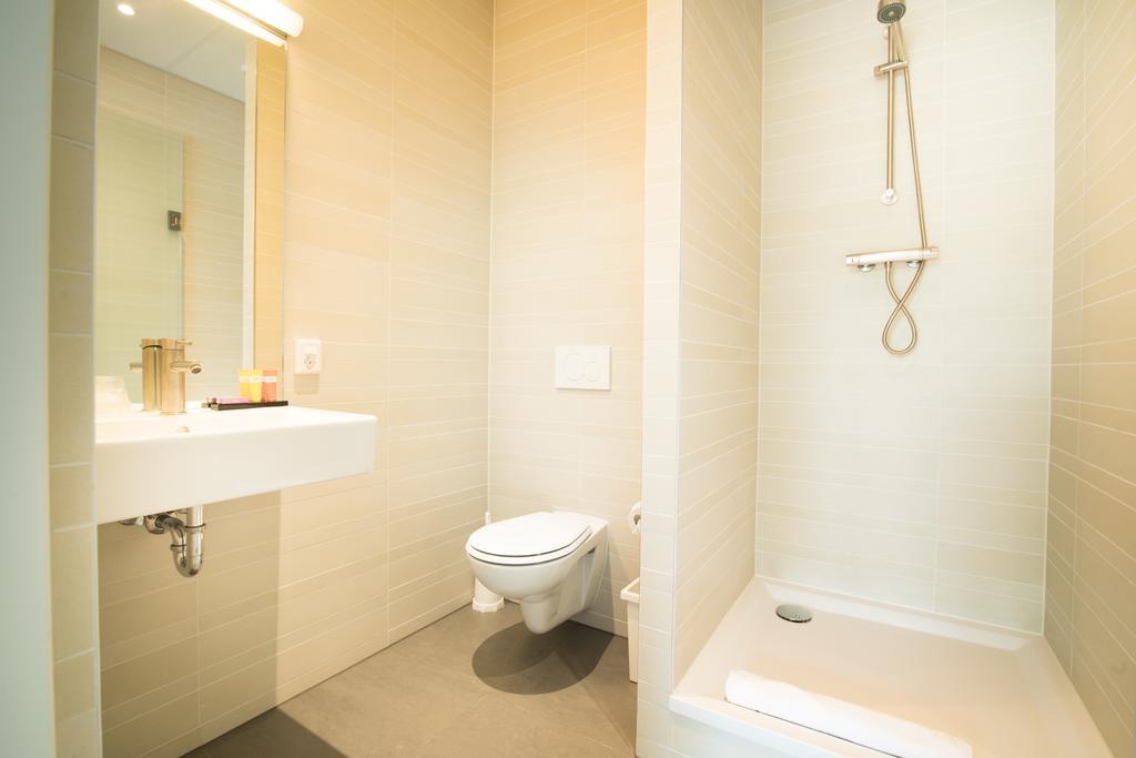 Twin Room Including